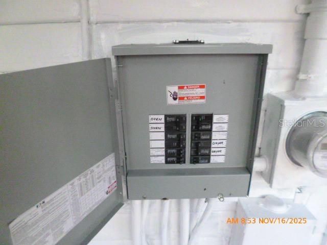 For Sale: $169,100 (2 beds, 1 baths, 534 Square Feet)