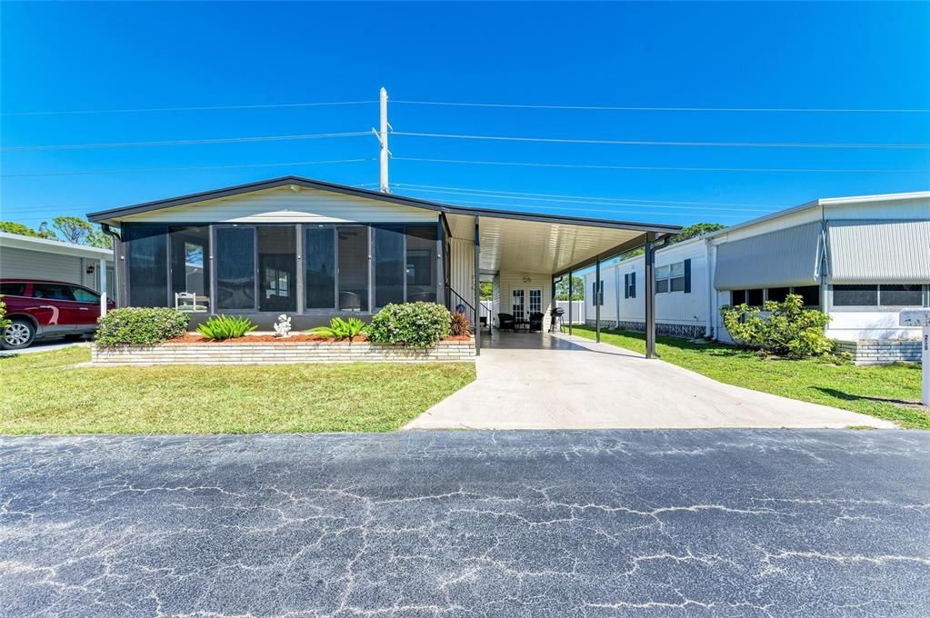 待售: $164,000 (2 贝兹, 2 浴室, 1055 平方英尺)