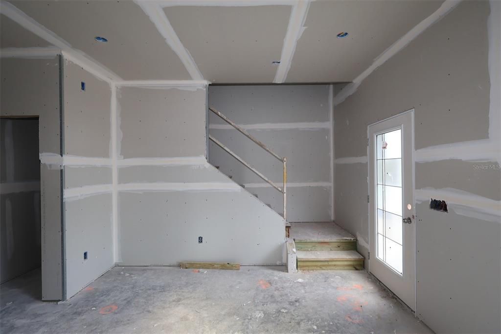 Active With Contract: $439,990 (3 beds, 2 baths, 1691 Square Feet)