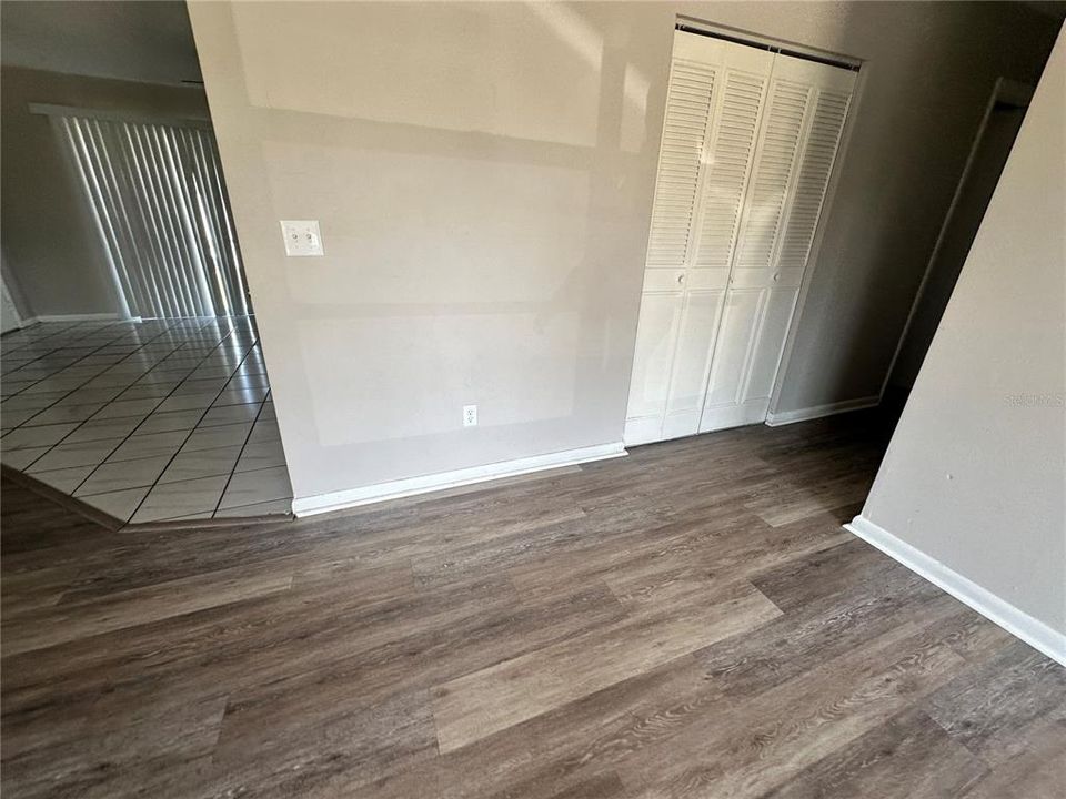 В аренду: $1,550 (3 спален, 2 ванн, 1318 Квадратных фут)