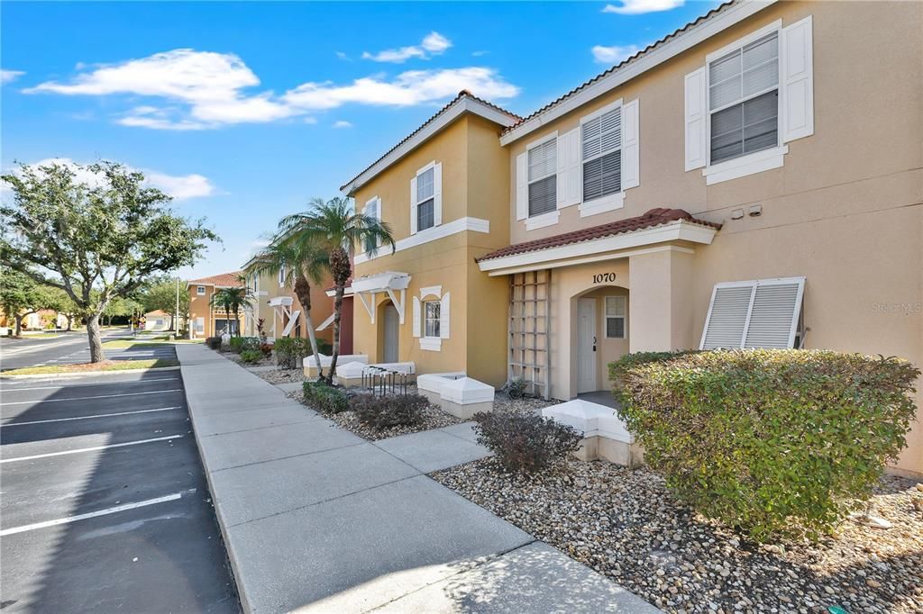 待售: $259,900 (3 贝兹, 2 浴室, 1277 平方英尺)