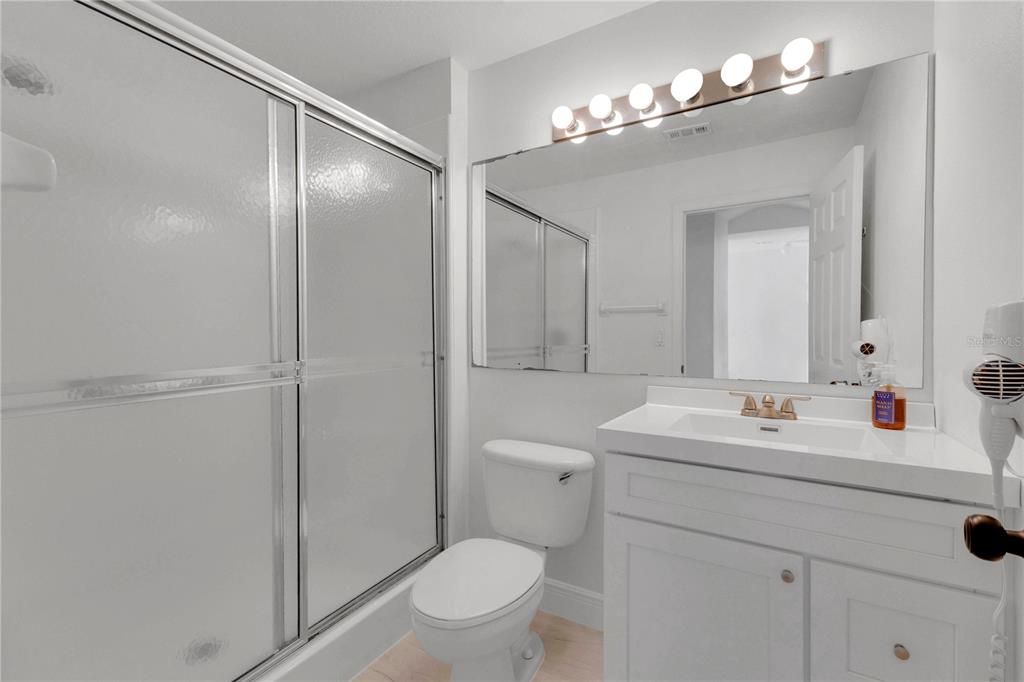 待售: $259,900 (3 贝兹, 2 浴室, 1277 平方英尺)