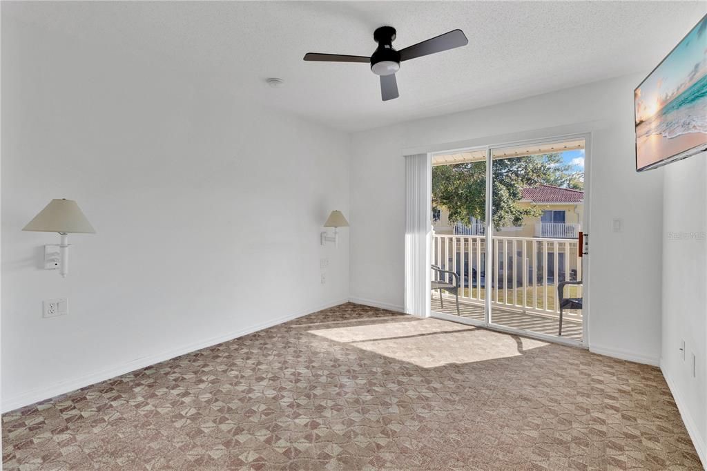 待售: $259,900 (3 贝兹, 2 浴室, 1277 平方英尺)