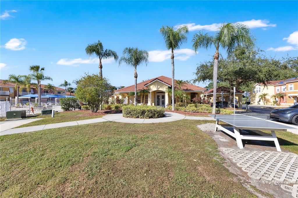 待售: $259,900 (3 贝兹, 2 浴室, 1277 平方英尺)