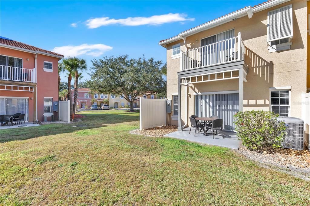 待售: $259,900 (3 贝兹, 2 浴室, 1277 平方英尺)