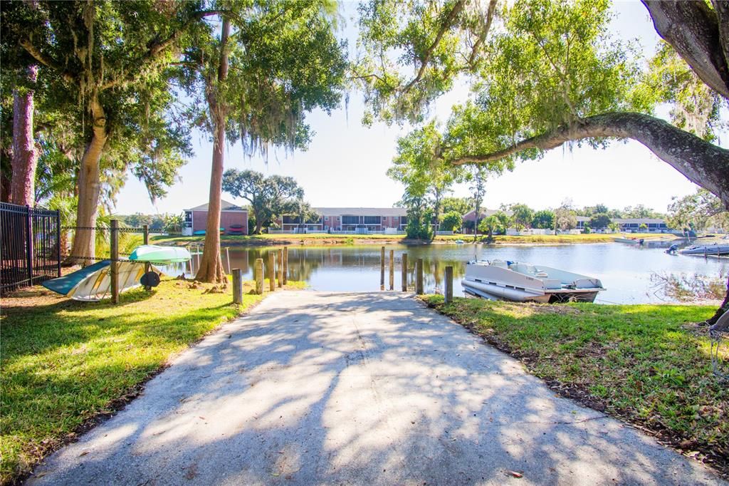 出租: $1,500 (1 贝兹, 1 浴室, 644 平方英尺)