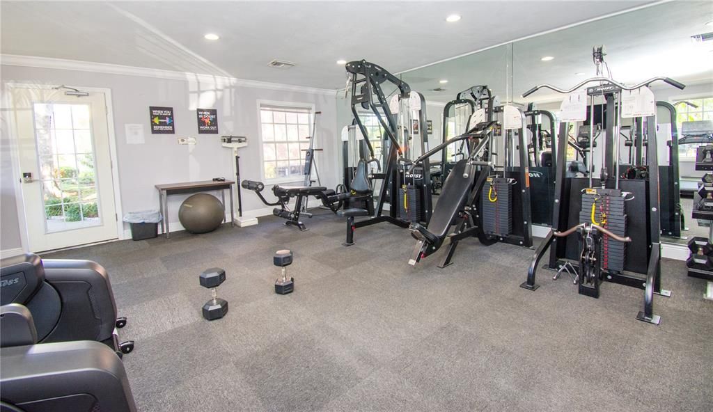 出租: $1,500 (1 贝兹, 1 浴室, 644 平方英尺)