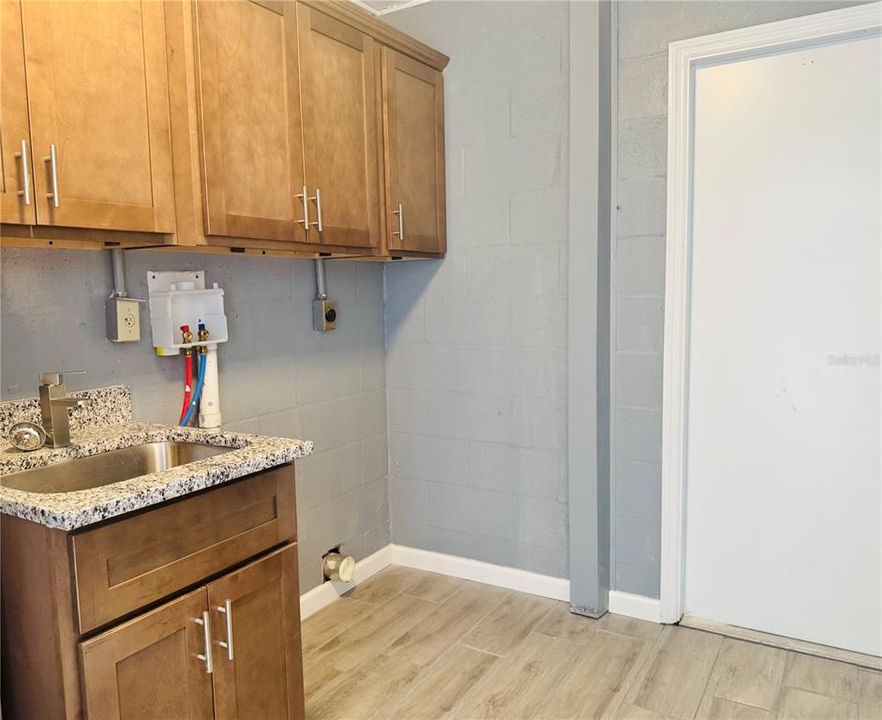 待售: $274,900 (3 贝兹, 2 浴室, 1329 平方英尺)