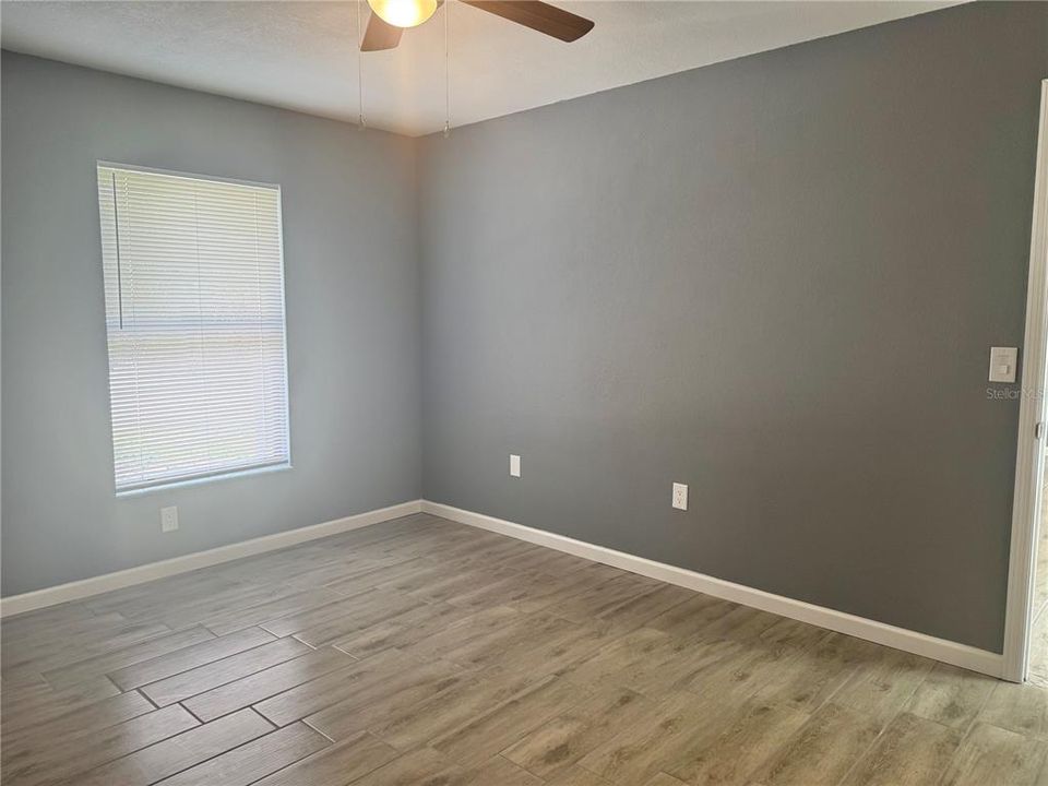 待售: $274,900 (3 贝兹, 2 浴室, 1329 平方英尺)