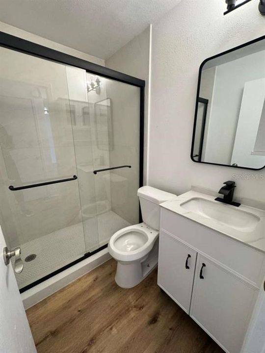 For Sale: $199,000 (2 beds, 2 baths, 996 Square Feet)