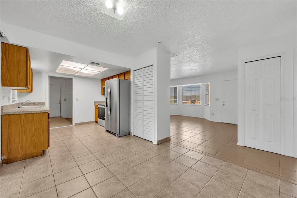 En Venta: $289,900 (3 camas, 2 baños, 1513 Pies cuadrados)