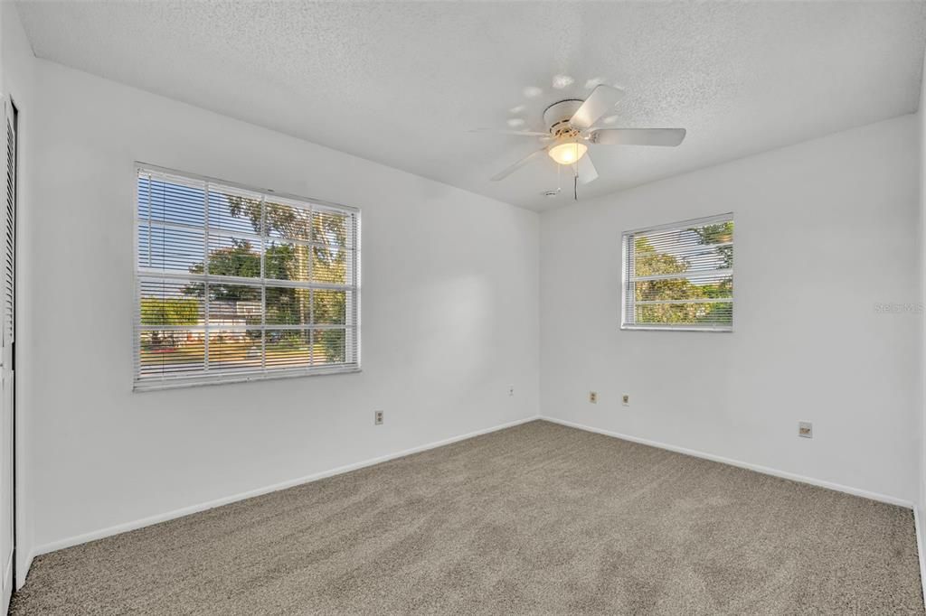 En Venta: $289,900 (3 camas, 2 baños, 1513 Pies cuadrados)