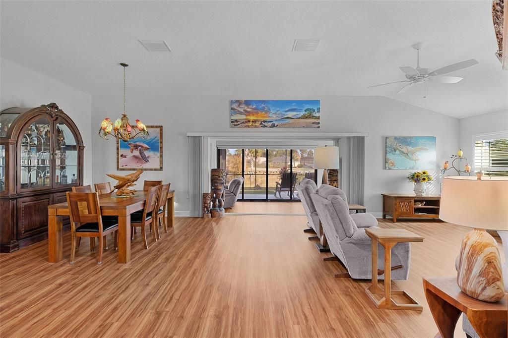 На продажу: $759,000 (3 спален, 2 ванн, 2060 Квадратных фут)