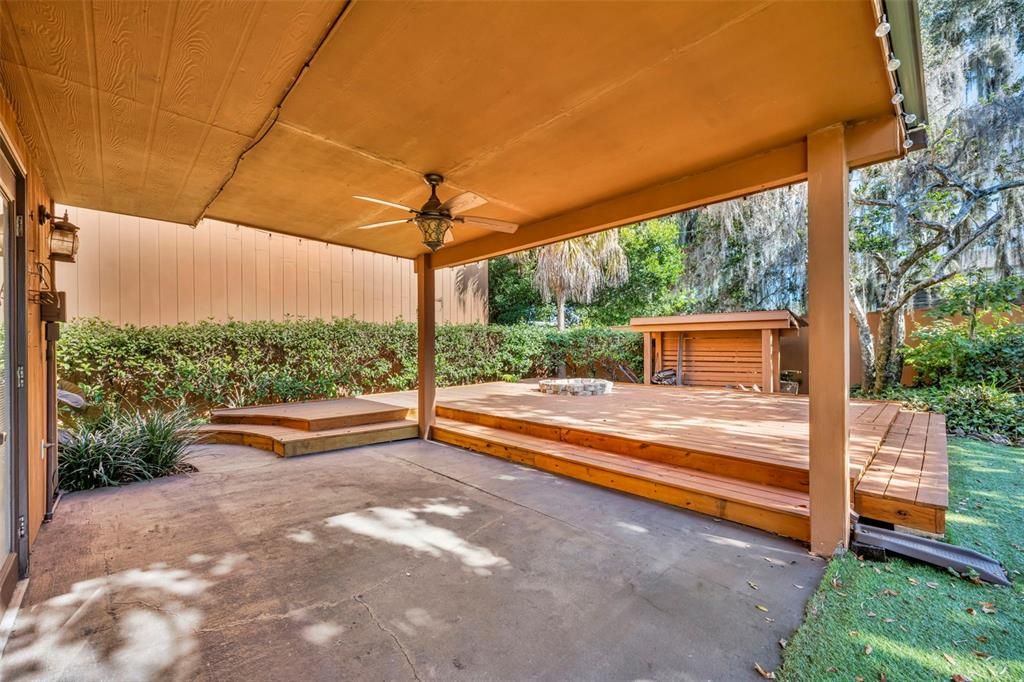 For Sale: $365,000 (3 beds, 2 baths, 2400 Square Feet)