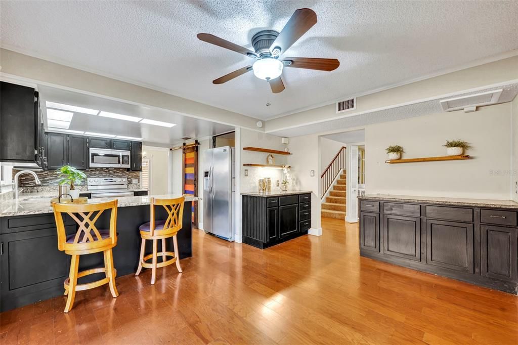 For Sale: $365,000 (3 beds, 2 baths, 2400 Square Feet)