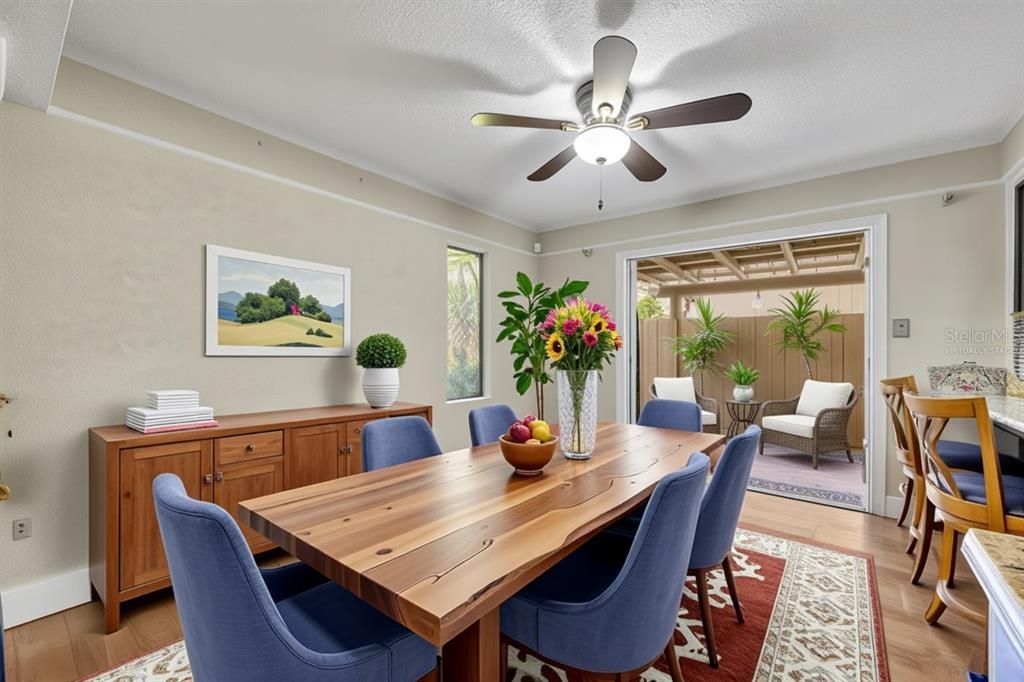 For Sale: $365,000 (3 beds, 2 baths, 2400 Square Feet)