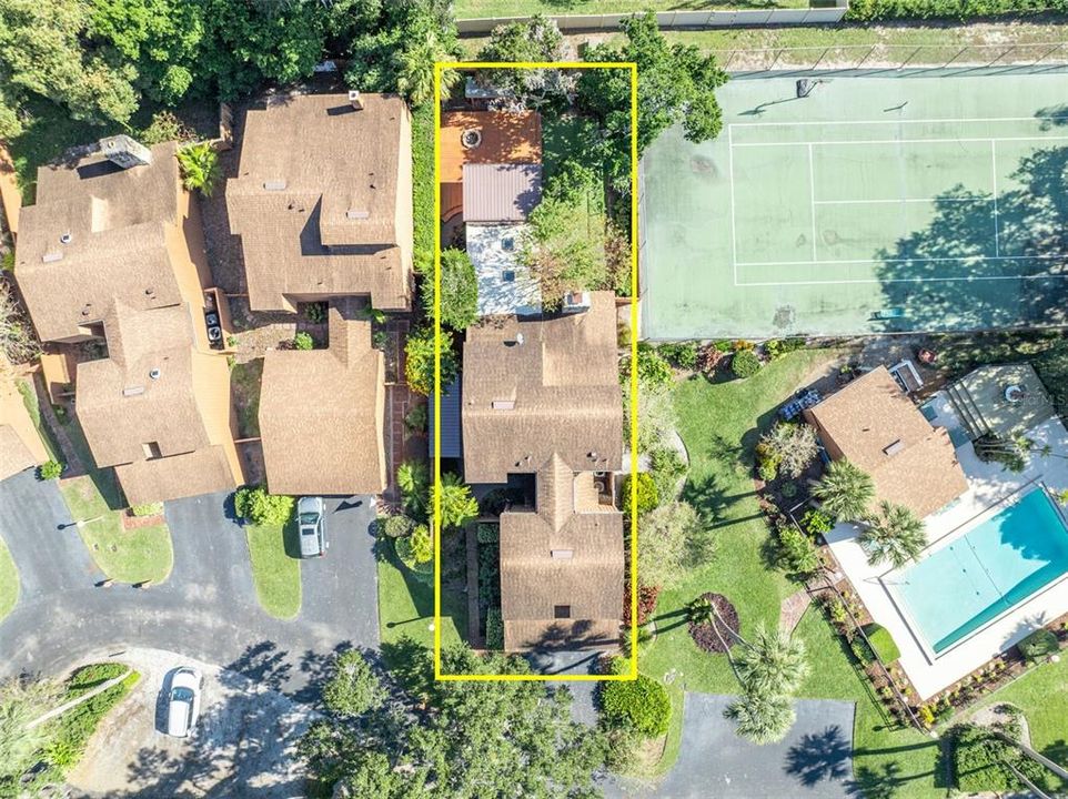 For Sale: $365,000 (3 beds, 2 baths, 2400 Square Feet)