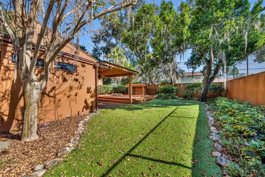 For Sale: $365,000 (3 beds, 2 baths, 2400 Square Feet)