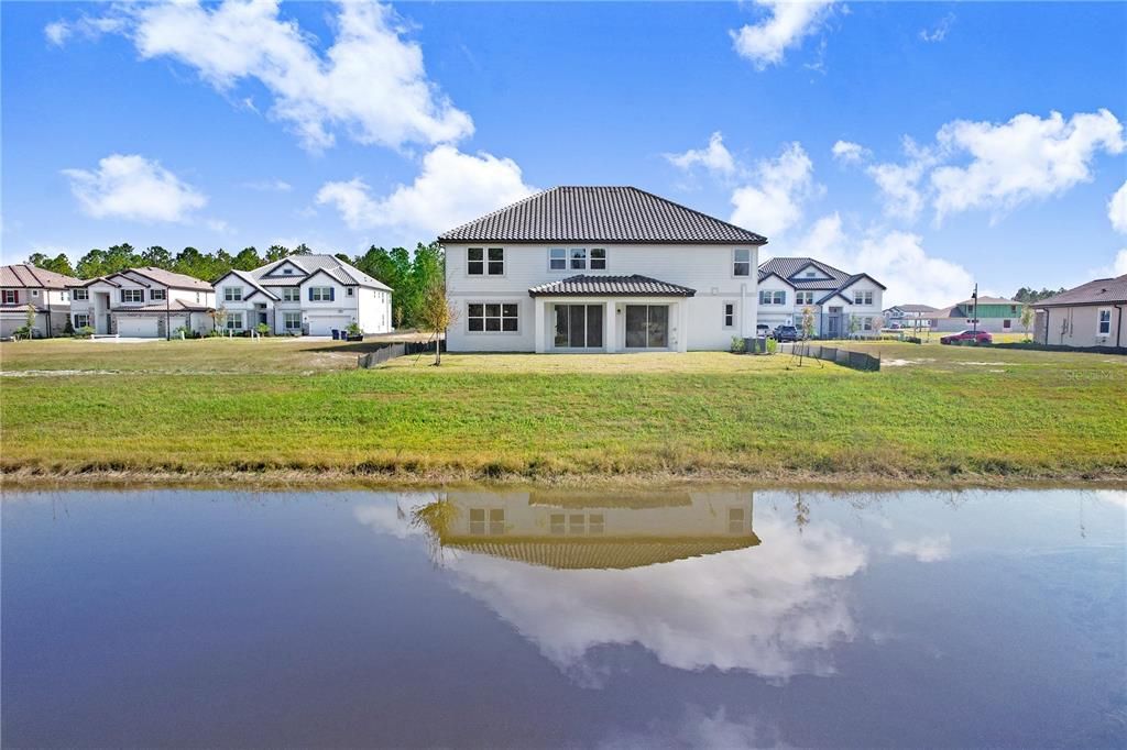 На продажу: $1,050,000 (6 спален, 4 ванн, 5452 Квадратных фут)