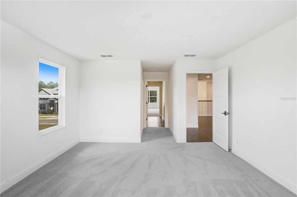 На продажу: $1,050,000 (6 спален, 4 ванн, 5452 Квадратных фут)