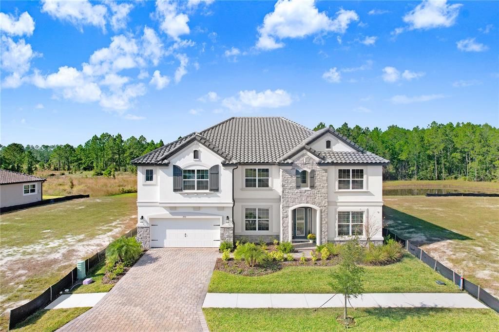 На продажу: $1,050,000 (6 спален, 4 ванн, 5452 Квадратных фут)