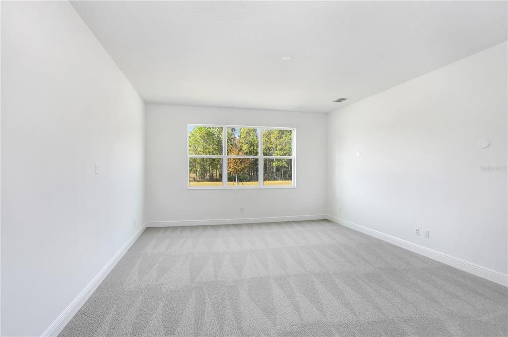 На продажу: $1,050,000 (6 спален, 4 ванн, 5452 Квадратных фут)