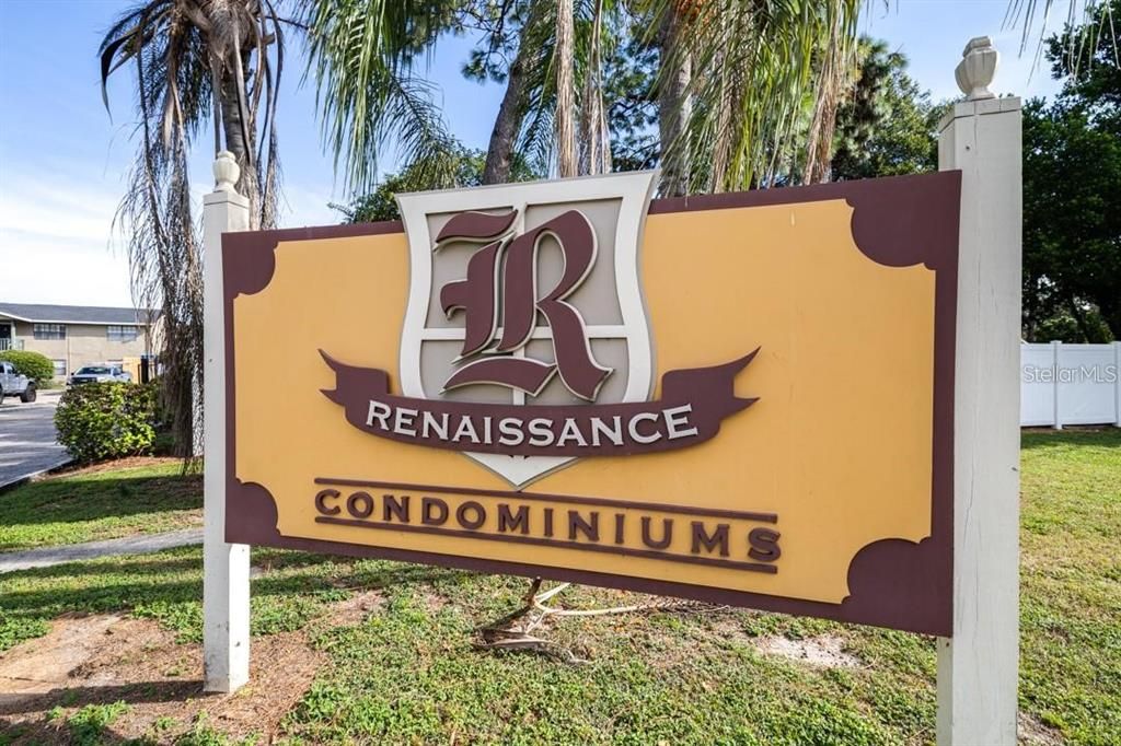 For Sale: $119,900 (2 beds, 1 baths, 899 Square Feet)