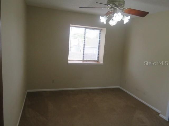 В аренду: $2,075 (3 спален, 2 ванн, 1216 Квадратных фут)