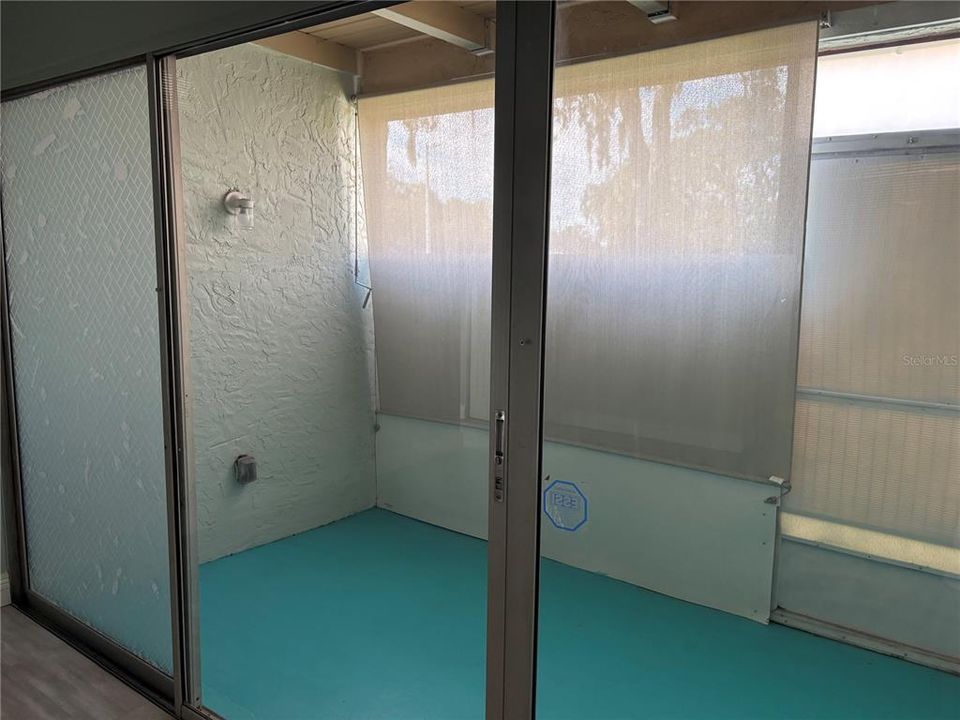 For Rent: $1,500 (1 beds, 1 baths, 710 Square Feet)