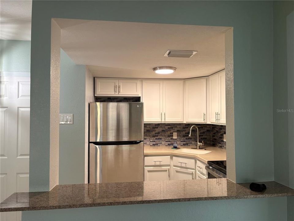 For Rent: $1,500 (1 beds, 1 baths, 710 Square Feet)