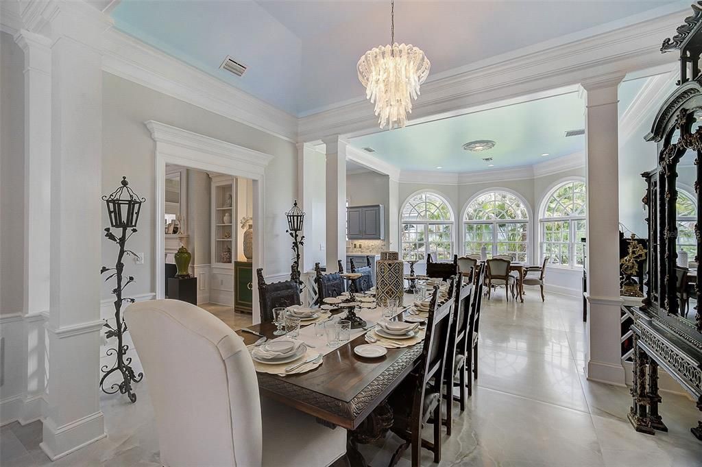 For Sale: $1,975,000 (4 beds, 4 baths, 4001 Square Feet)