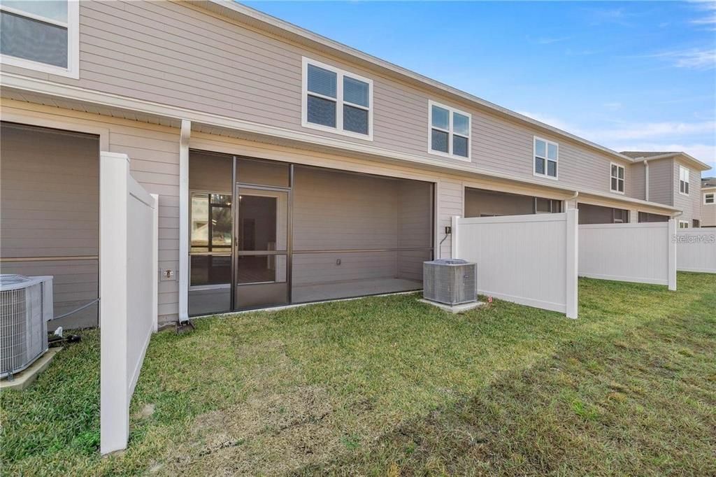 В аренду: $1,695 (3 спален, 2 ванн, 1707 Квадратных фут)