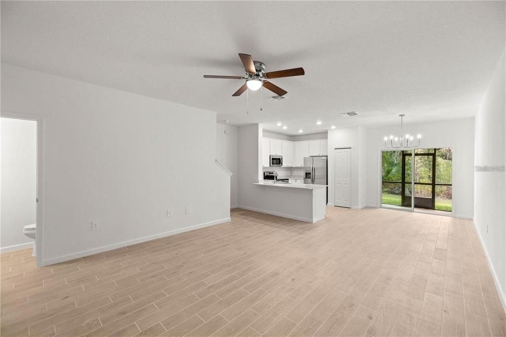 В аренду: $1,695 (3 спален, 2 ванн, 1707 Квадратных фут)