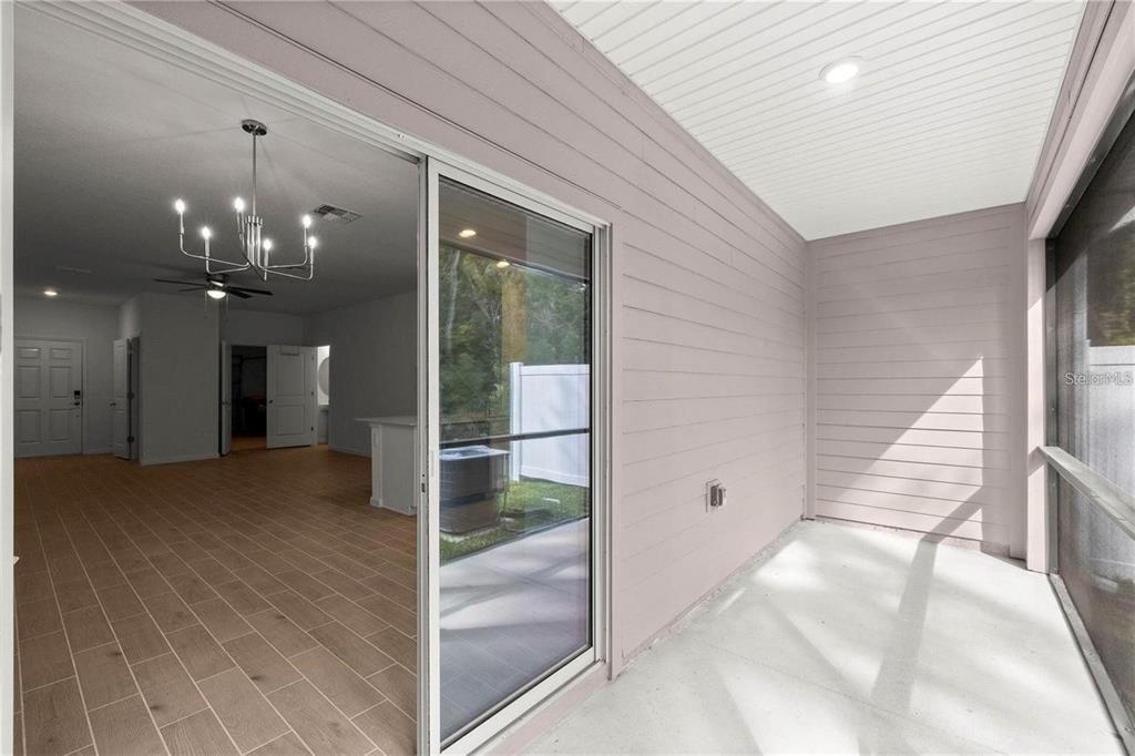 В аренду: $1,695 (3 спален, 2 ванн, 1707 Квадратных фут)