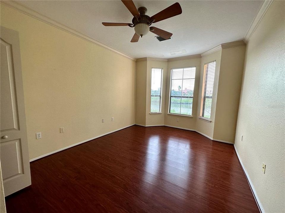 For Rent: $2,875 (2 beds, 2 baths, 1650 Square Feet)
