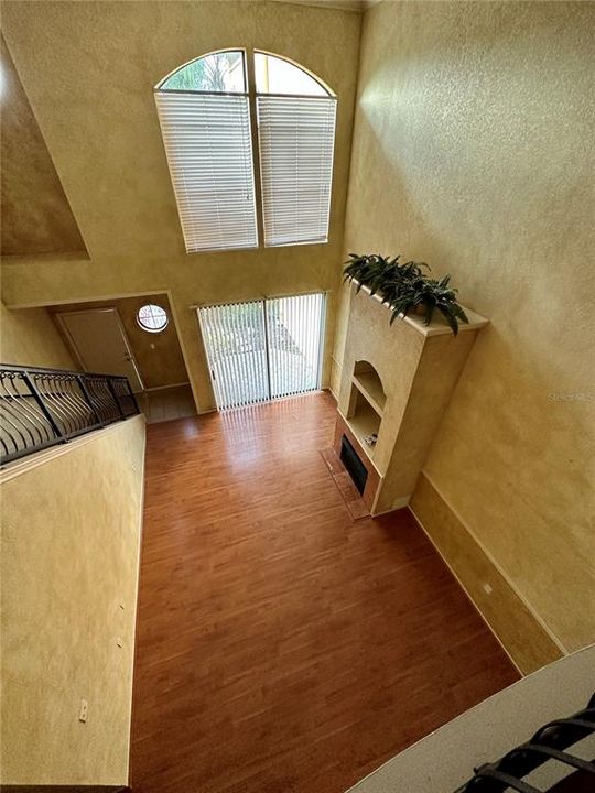 For Rent: $2,875 (2 beds, 2 baths, 1650 Square Feet)