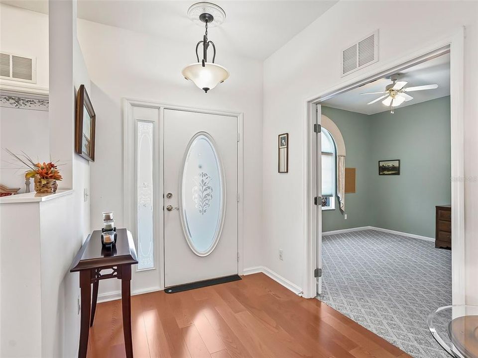 待售: $279,000 (3 贝兹, 2 浴室, 1640 平方英尺)