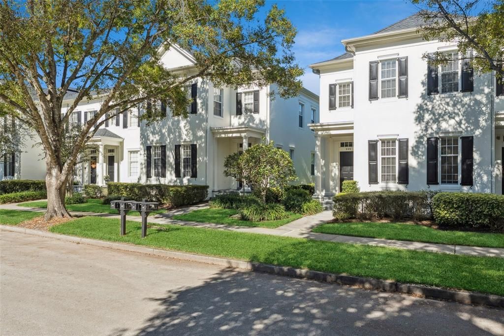 合同活跃: $679,000 (3 贝兹, 3 浴室, 1950 平方英尺)