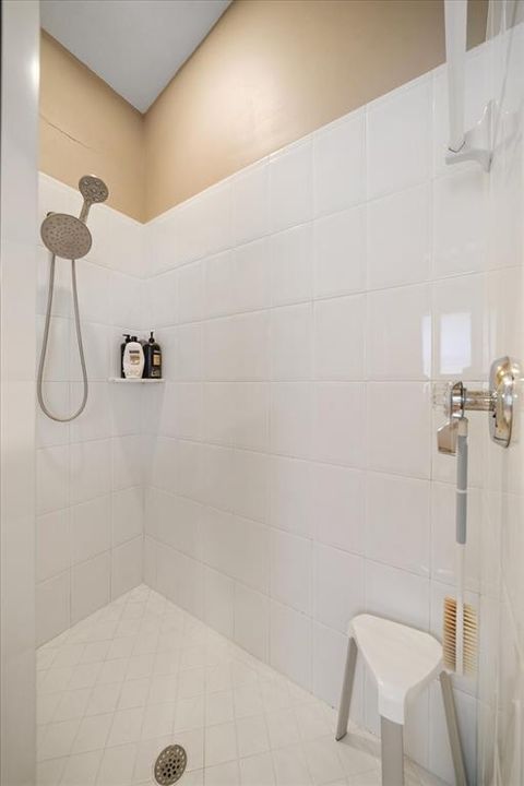 Active With Contract: $499,999 (3 beds, 2 baths, 1603 Square Feet)