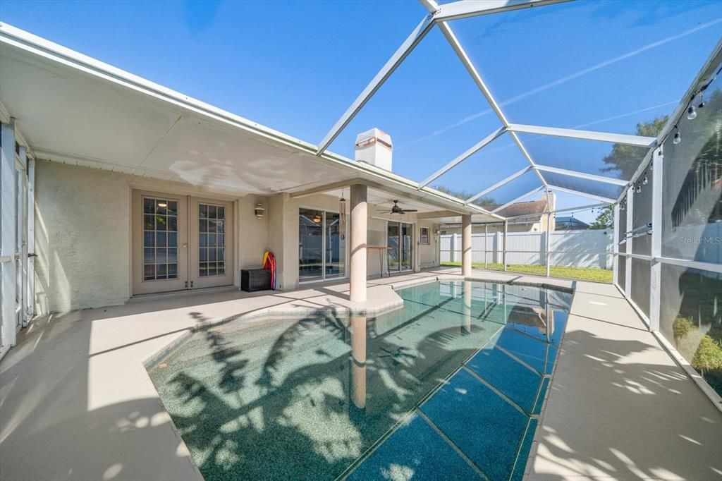 Active With Contract: $499,999 (3 beds, 2 baths, 1603 Square Feet)