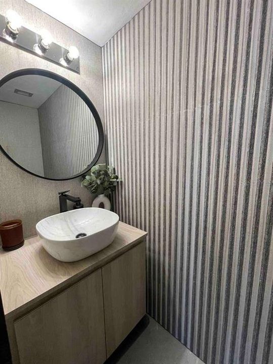 En Venta: $1,300,000 (3 camas, 2 baños, 1750 Pies cuadrados)