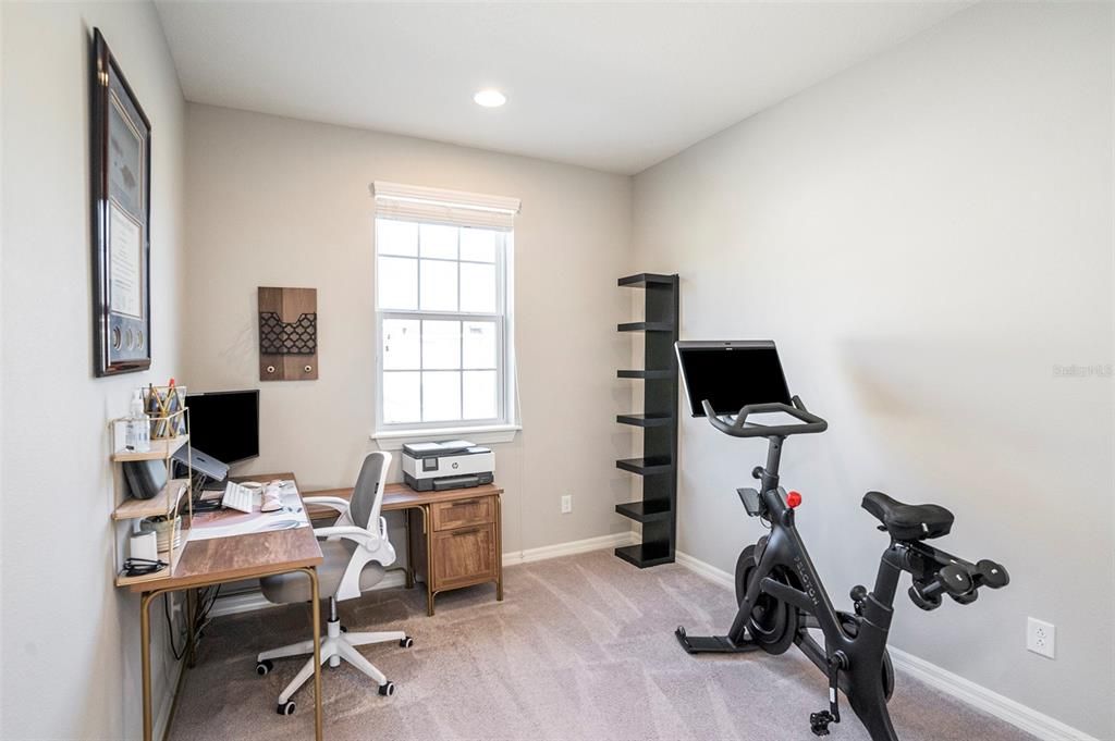 For Sale: $335,000 (3 beds, 2 baths, 1525 Square Feet)