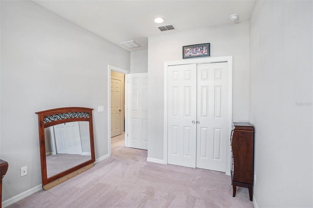 For Sale: $335,000 (3 beds, 2 baths, 1525 Square Feet)