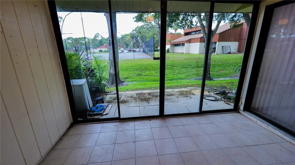 出租: $1,650 (2 贝兹, 2 浴室, 950 平方英尺)