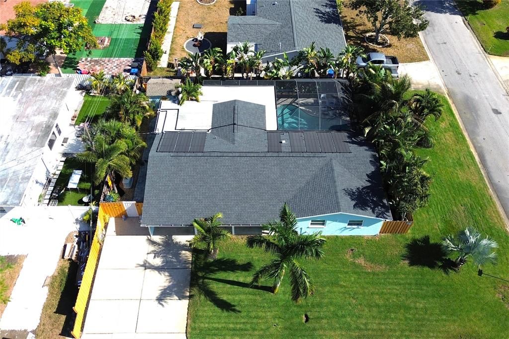 Под контрактом: $629,000 (4 спален, 2 ванн, 1666 Квадратных фут)