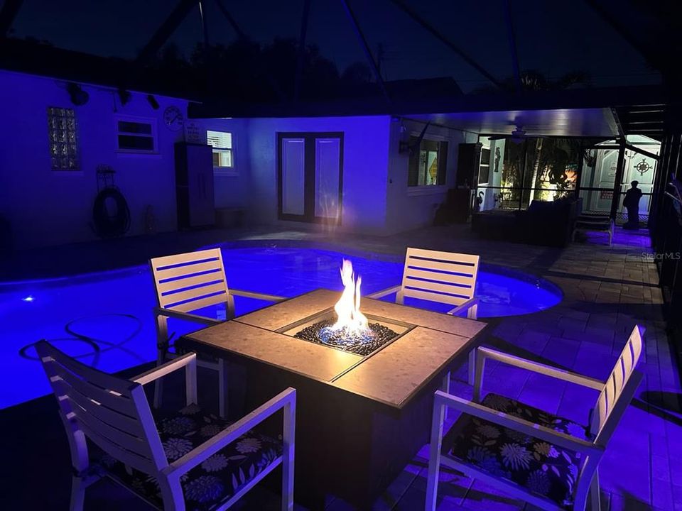 Под контрактом: $629,000 (4 спален, 2 ванн, 1666 Квадратных фут)