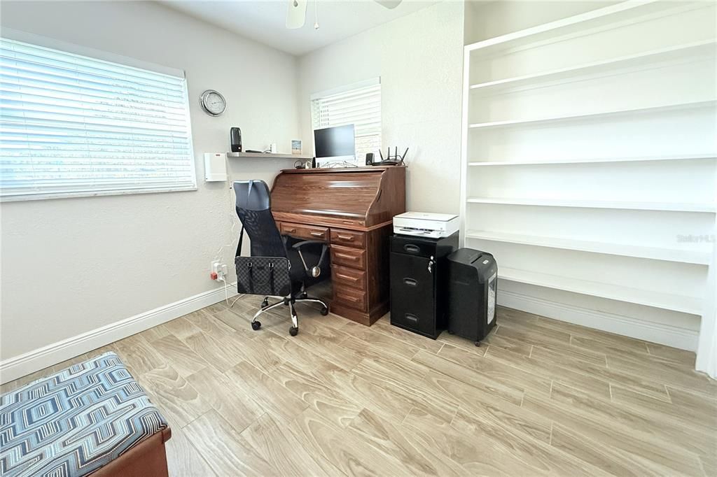 Под контрактом: $629,000 (4 спален, 2 ванн, 1666 Квадратных фут)