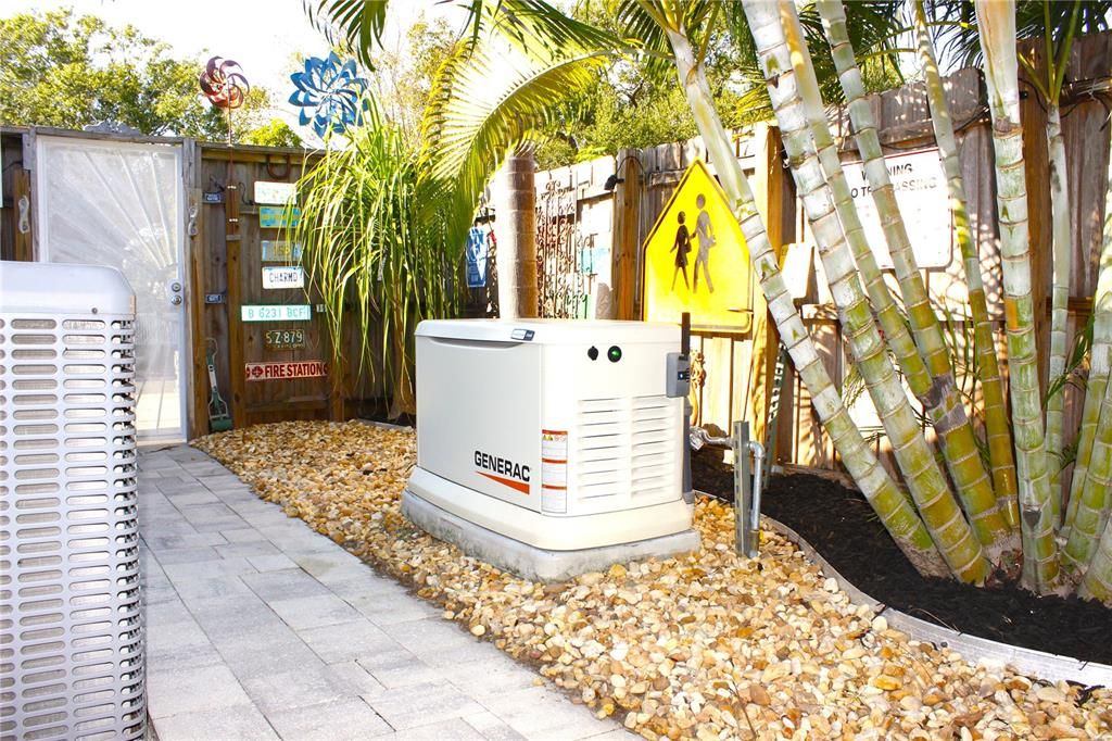 Под контрактом: $629,000 (4 спален, 2 ванн, 1666 Квадратных фут)