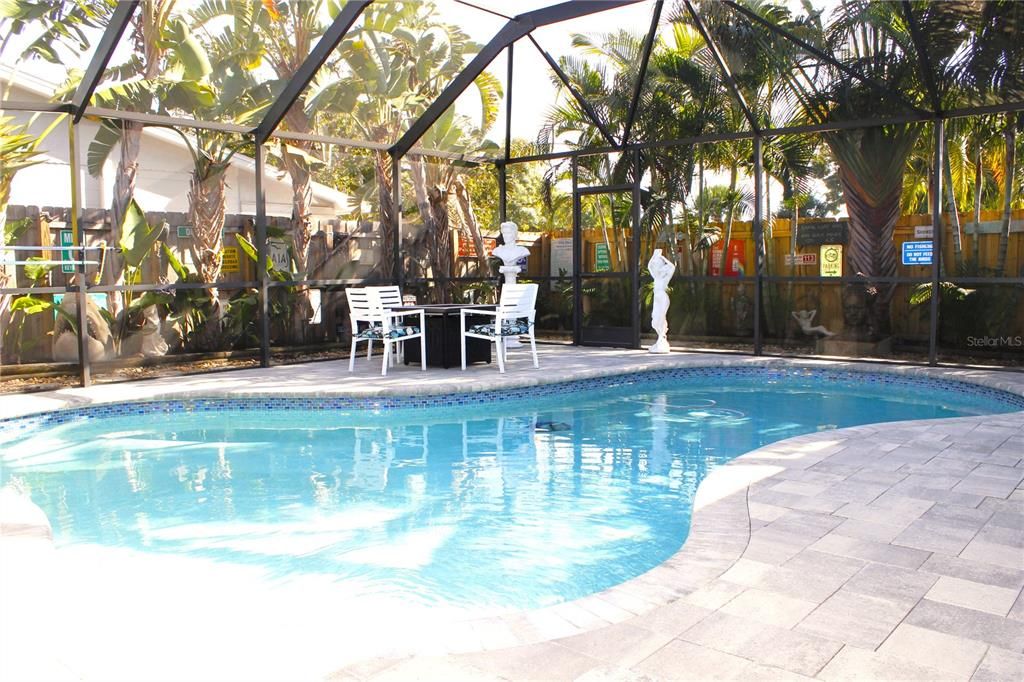 Под контрактом: $629,000 (4 спален, 2 ванн, 1666 Квадратных фут)