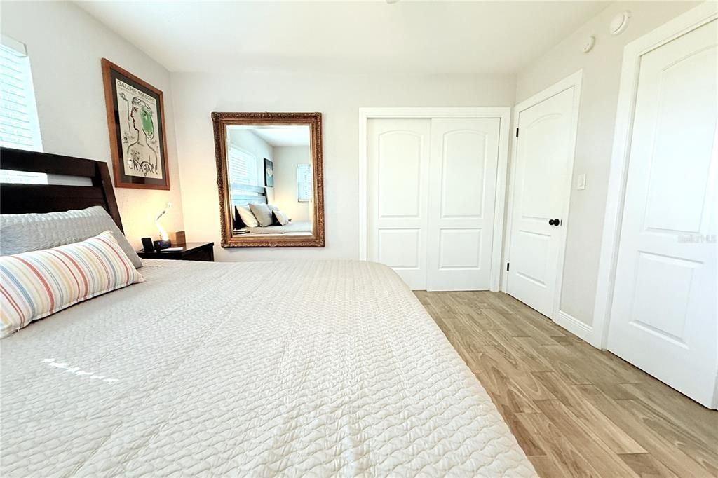 Под контрактом: $629,000 (4 спален, 2 ванн, 1666 Квадратных фут)